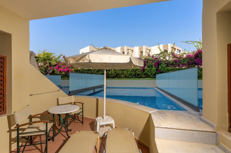 Hydramis Palace Beach Resort 29