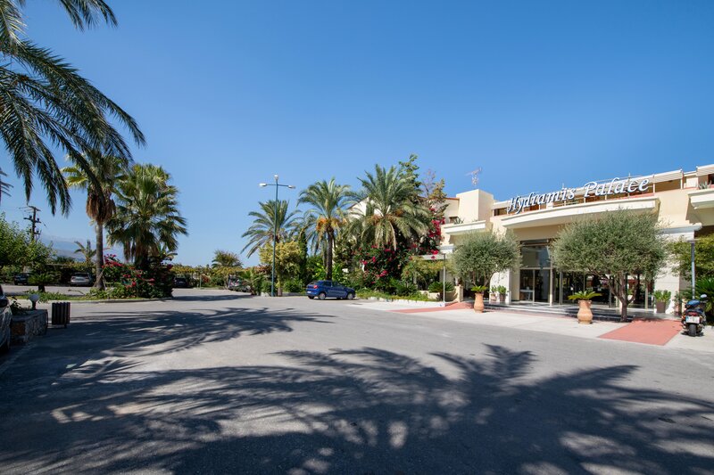 Hydramis Palace Beach Resort 75