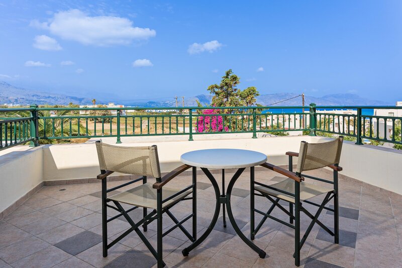 Hydramis Palace Beach Resort 78