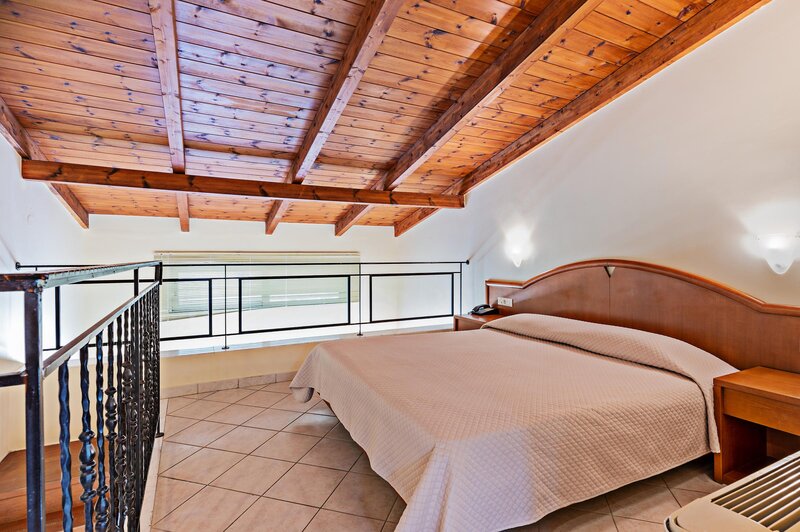 Hydramis Palace Beach Resort 100