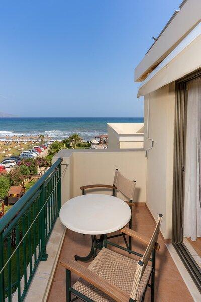 Hydramis Palace Beach Resort 105