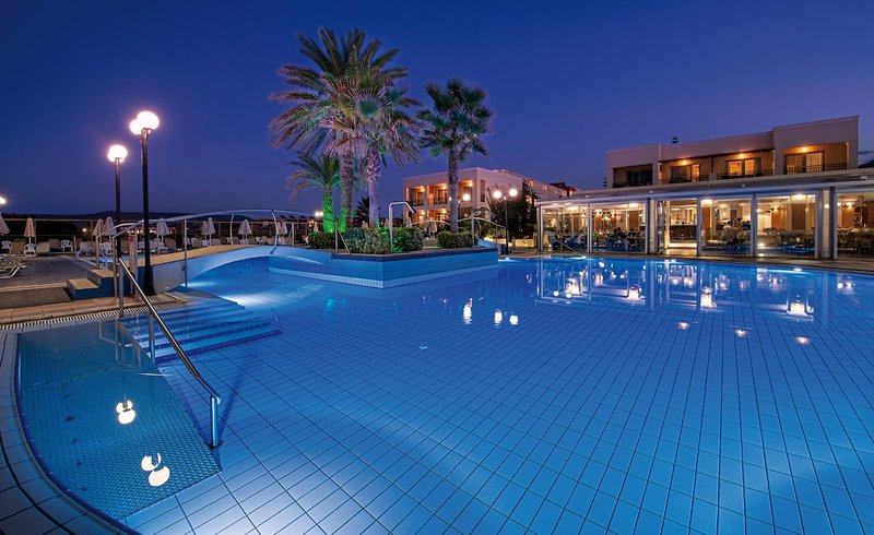 Hydramis Palace Beach Resort 6