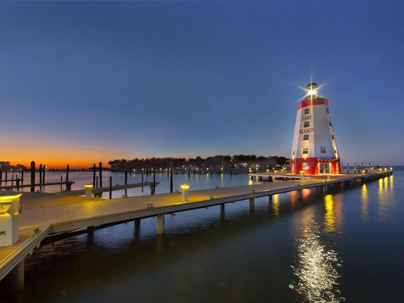 Faro Blanco Resort & Yacht Club Marathon, Curio by Hilton 9