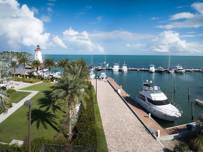 Faro Blanco Resort & Yacht Club Marathon, Curio by Hilton 10
