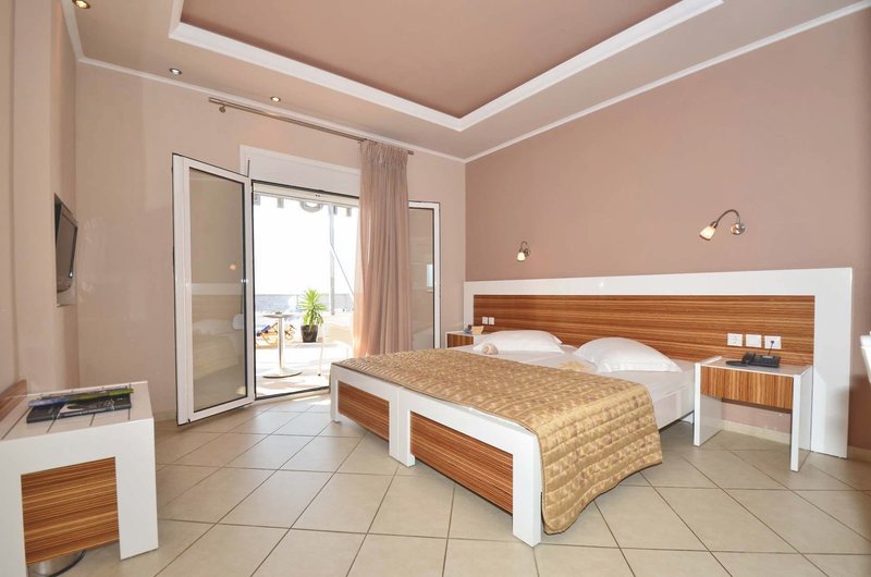 Evilion Sea & Sun Hotel 10