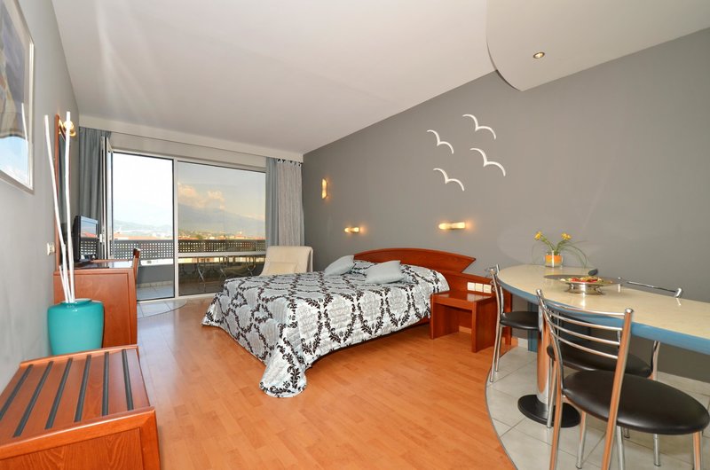 Evilion Sea & Sun 56