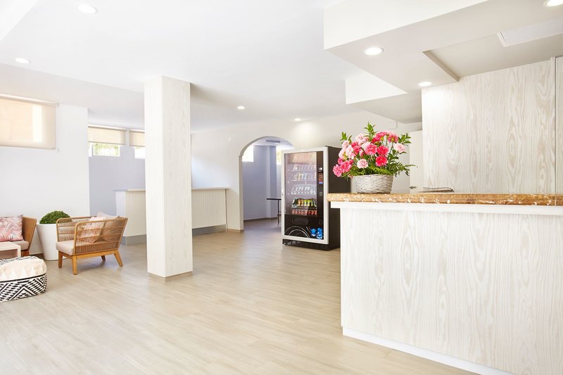 Universal Apartamentos Laguna Garden  7