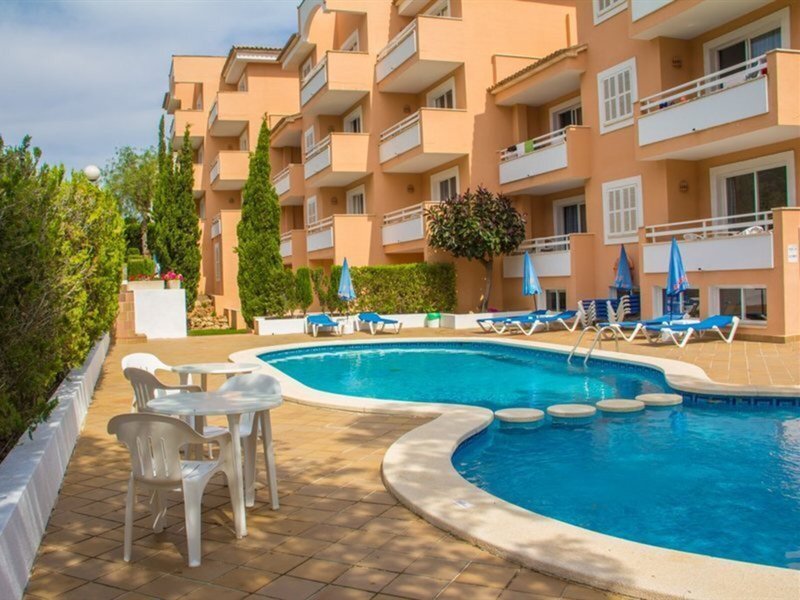 Universal Apartamentos Laguna Garden  5