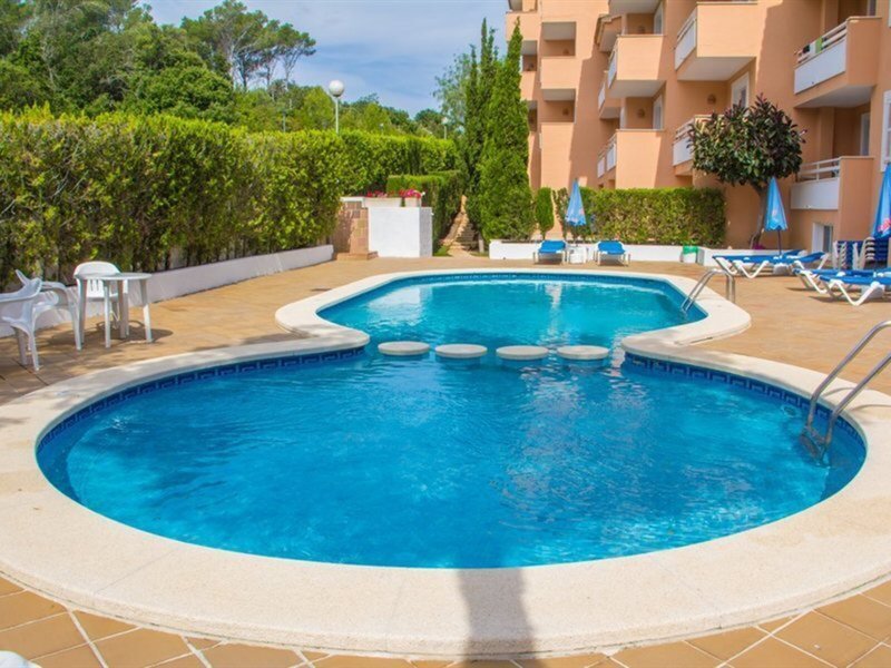 Universal Apartamentos Laguna Garden  10