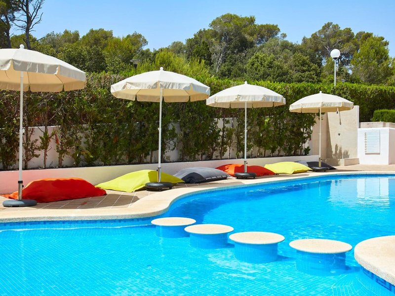 Universal Apartamentos Laguna Garden  12