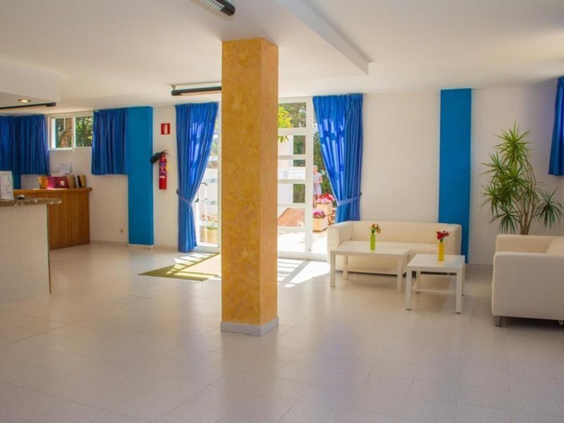 Universal Apartamentos Laguna Garden  18