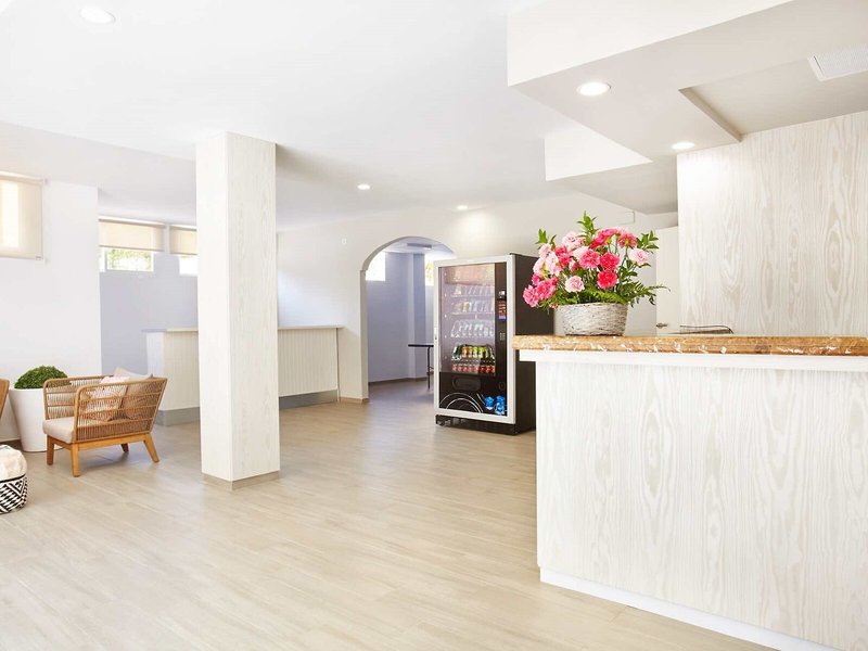 Universal Apartamentos Laguna Garden  19