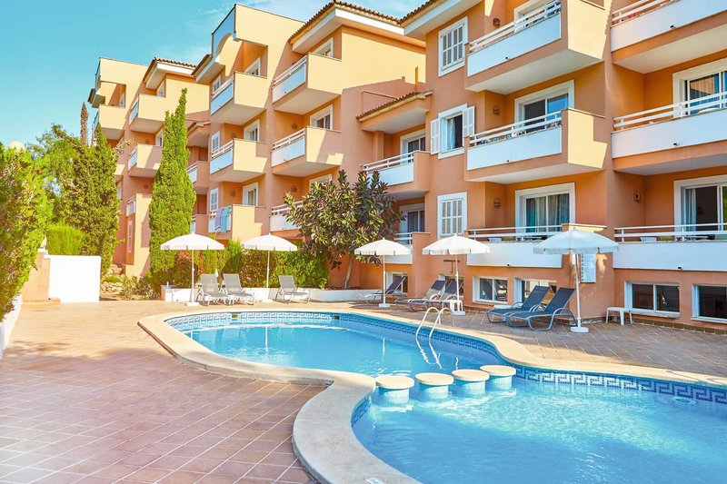 Universal Apartamentos Laguna Garden 2