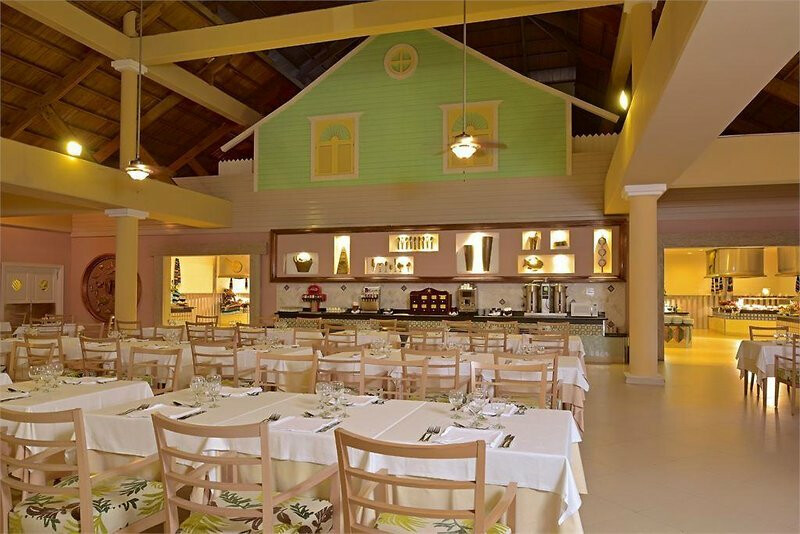 Iberostar Waves Punta Cana 10