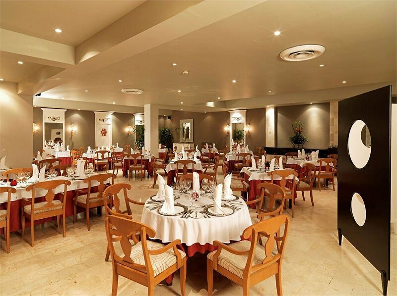 Iberostar Waves Punta Cana 12