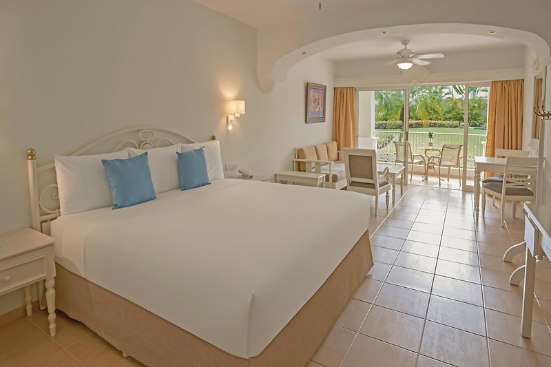 Iberostar Waves Punta Cana 16