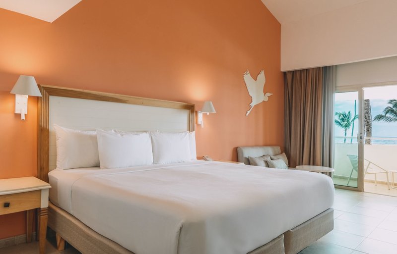 Iberostar Waves Punta Cana 12