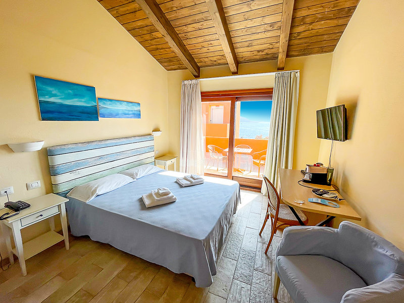 Hotel Costa Paradiso 3