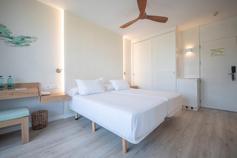 Blau Colonia Sant Jordi 17