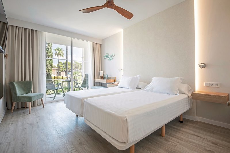 Blau Colonia Sant Jordi 7