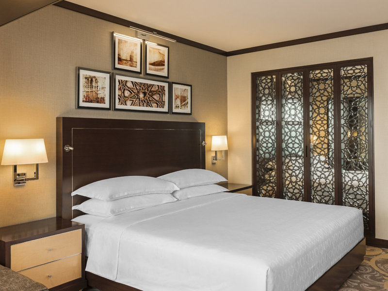 Sheraton Dubai Creek & Towers 22