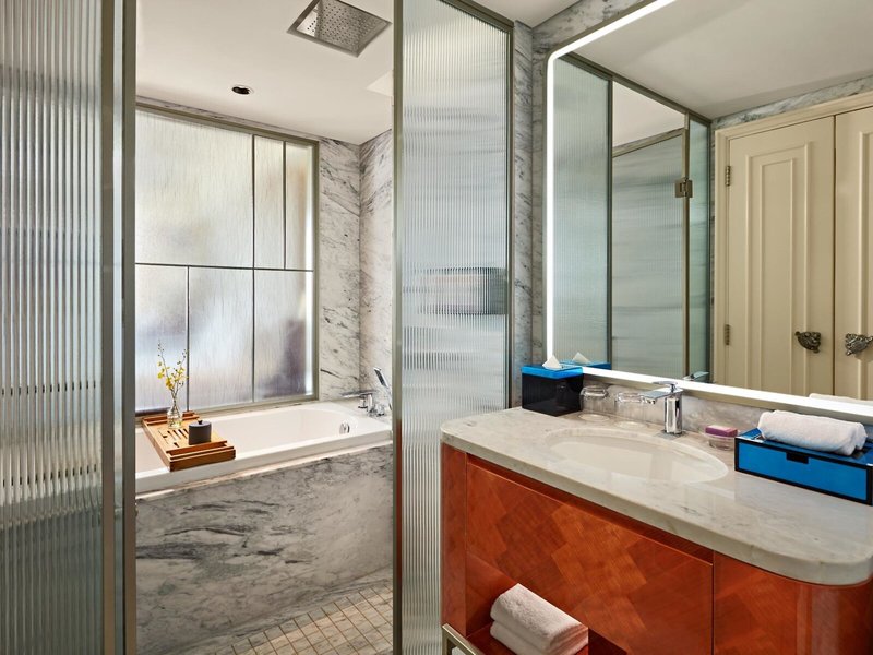 Mövenpick Hotel Hanoi Centre 18
