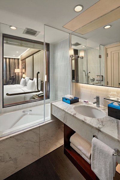 Mövenpick Hotel Hanoi Centre 34
