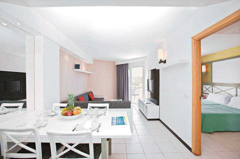 Isla de Cabrera Aparthotel 3