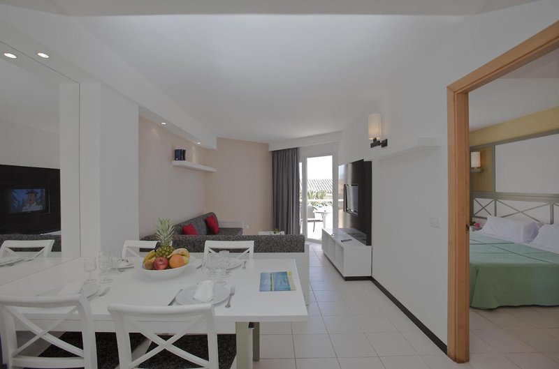 Isla de Cabrera Aparthotel 8