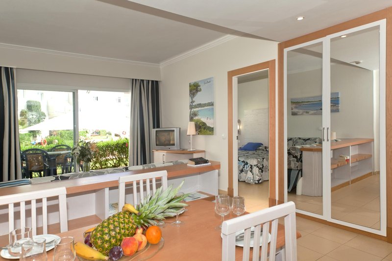 Isla de Cabrera Aparthotel 11