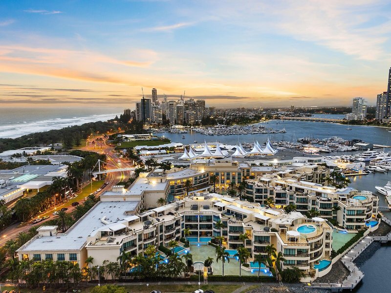 Imperial Hotel Gold Coast 3