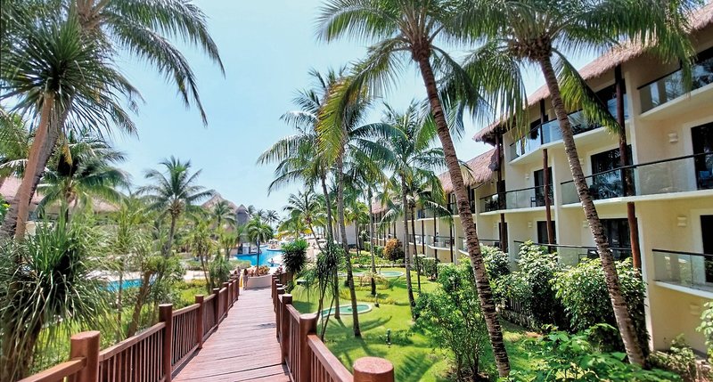 The Reef Coco Beach 12