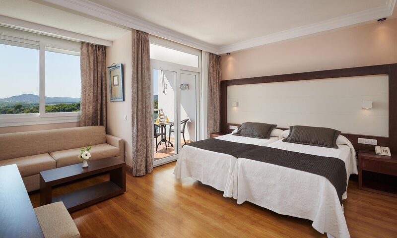 Hipotels Eurotel Punta Rotja 33 - Room Example