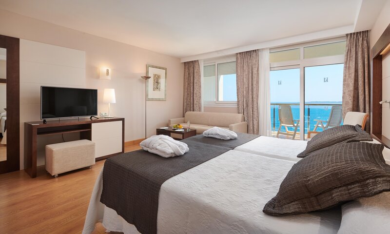 Hipotels Eurotel Punta Rotja 60 - Room Example