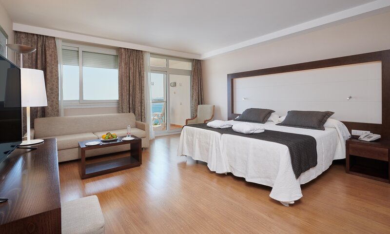 Hipotels Eurotel Punta Rotja 61 - Room Example