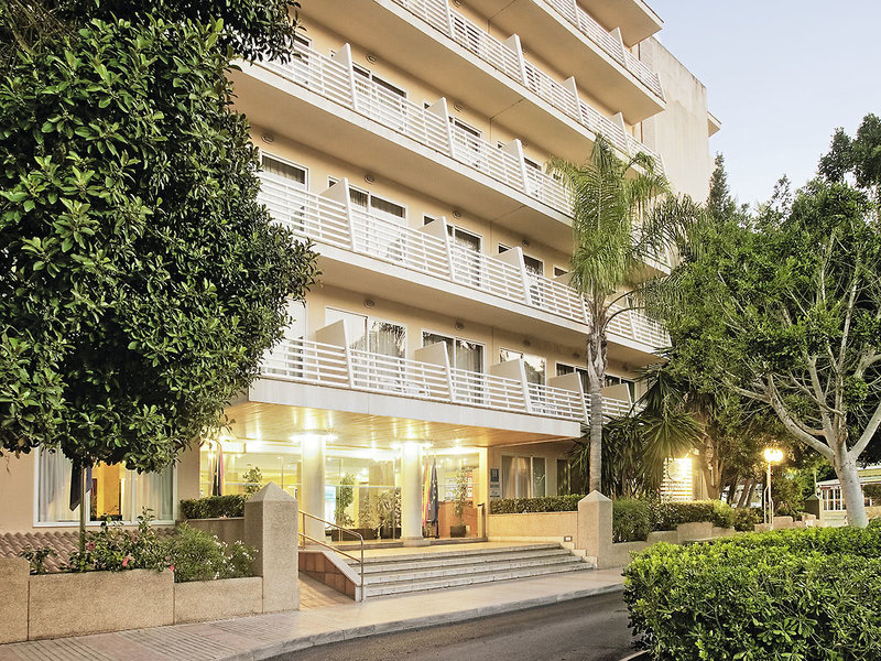 azuline Hotel Bahamas & Bahamas II 8