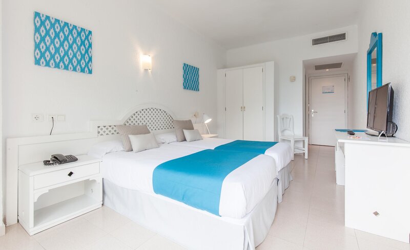 BlueSea Costa Verde 8