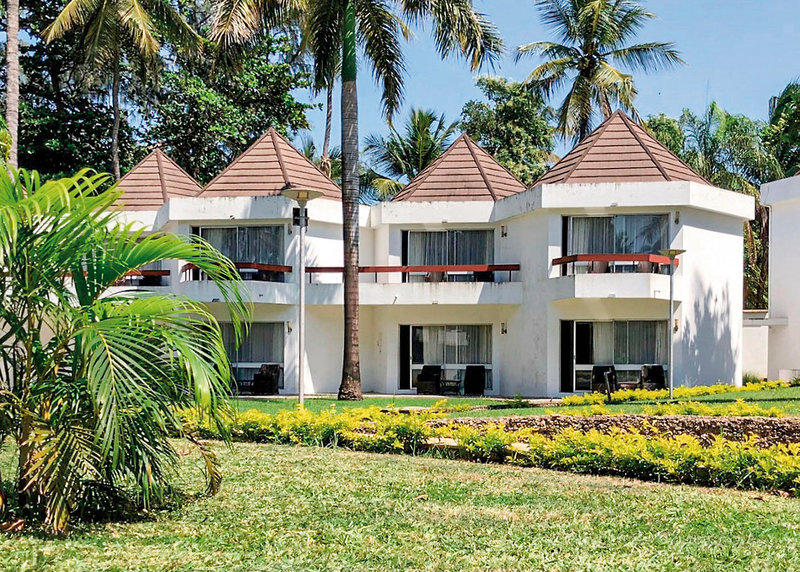 Kenya Bay Beach 3