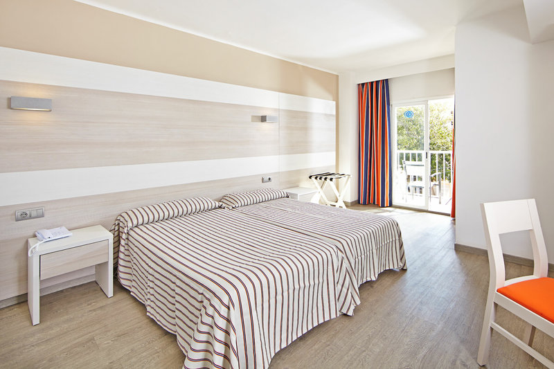 Ahoi! Urban Beach Hotel 4