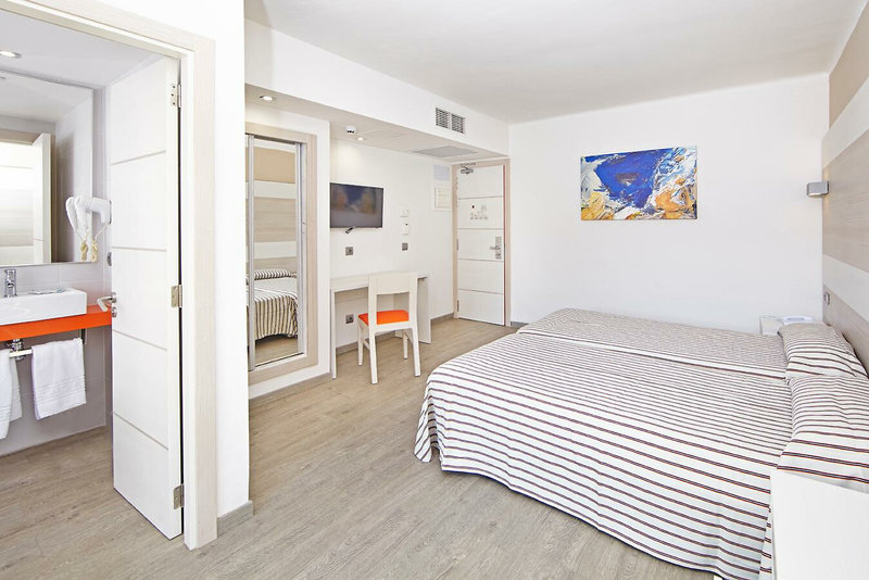 Ahoi! Urban Beach Hotel 6