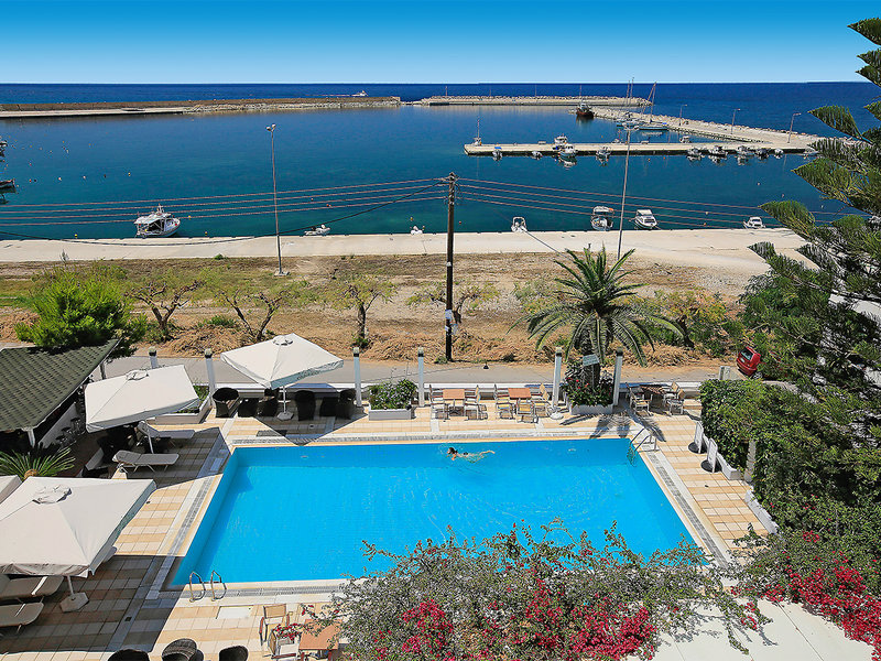 Kyparissia Beach Hotel 5