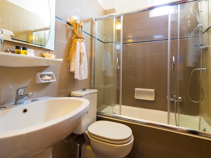 Kyparissia Beach Hotel 13