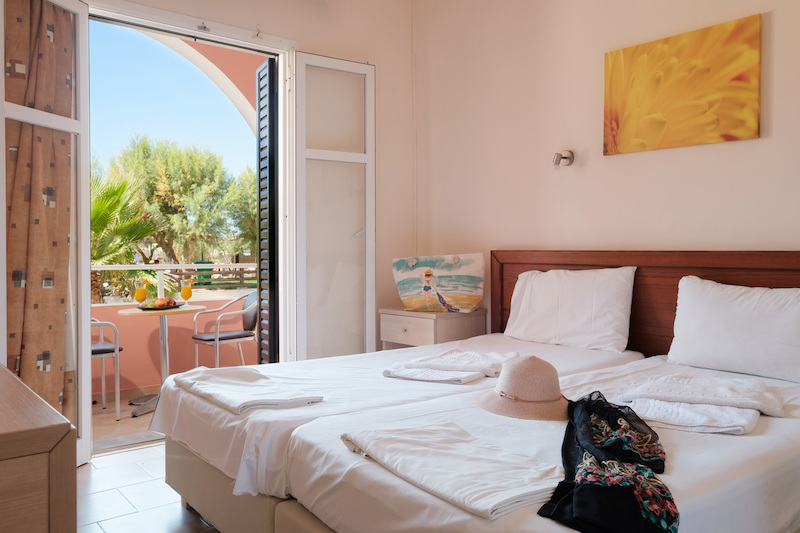 Canal D'Amour Village 4