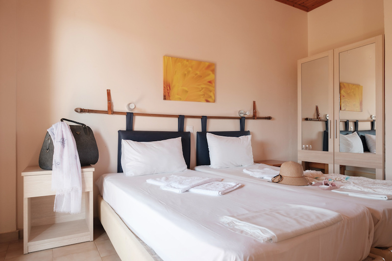 Canal D'Amour Village 6