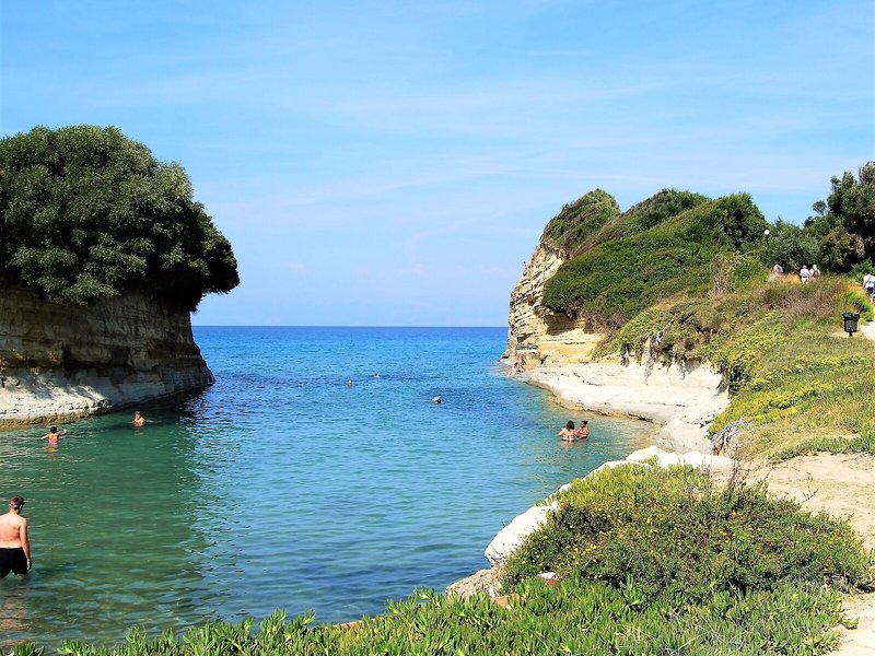 Canal D'Amour Village 7