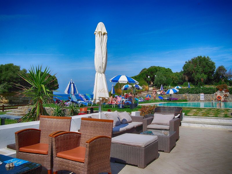 Canal D'Amour Village 10