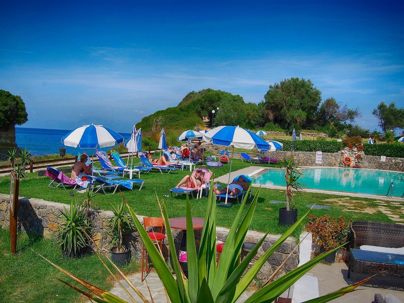 Canal D'Amour Village 11