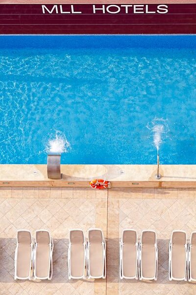 MLL Caribbean Bay 15