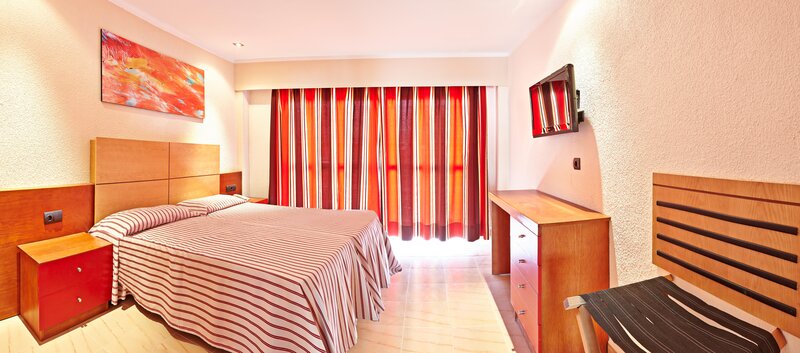 MLL Caribbean Bay 17