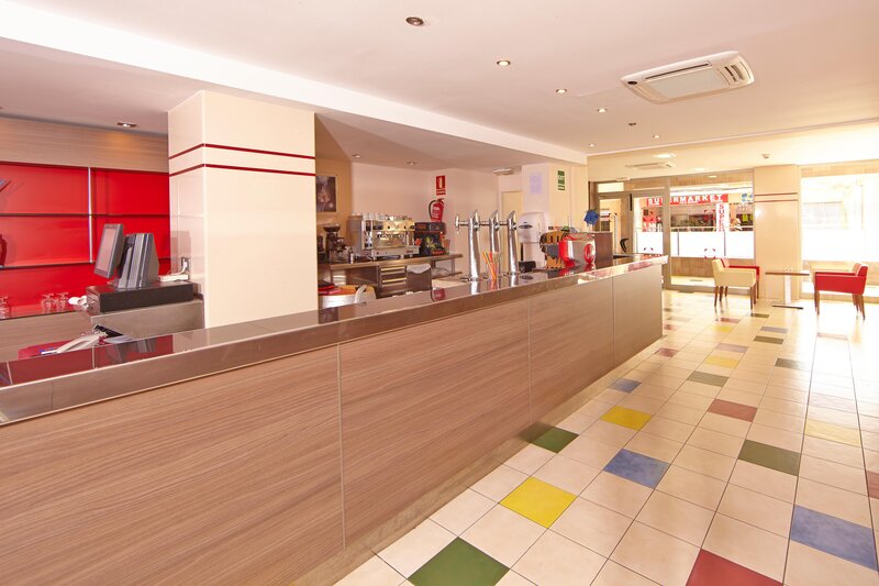 MLL Caribbean Bay 21